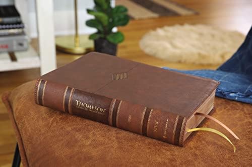 NIV, Thompson Chain-Reference Bible, Leathersoft, Brown, Red Letter, Comfort Print by Zondervan