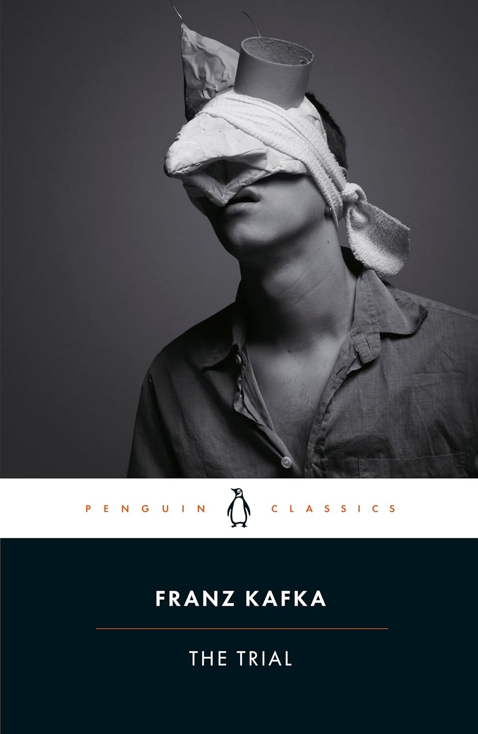 The Trial (Penguin Modern Classics) by Franz Kafka