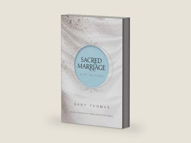 Sacred Marriage Gift Edition: 52 Devotions to Enhance Your Spiritual Intimacy by Gary Thomas