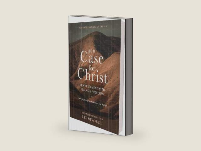 NIV, Case for Christ New Testament with Psalms and Proverbs, Pocket-Sized, Paperback, Comfort Print: Investigating the Evidence for Belief by Zondervan
