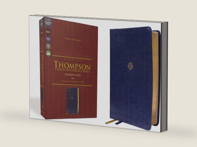 NKJV, Thompson Chain-Reference Bible, Handy Size, Leathersoft, Navy, Red Letter, Comfort Print by Zondervan