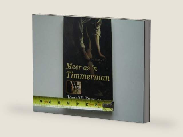 More Than a Carpenter by Josh McDowell / Afrikaans Language Edition - Meer as 'n Timmerman by Josh McDowell