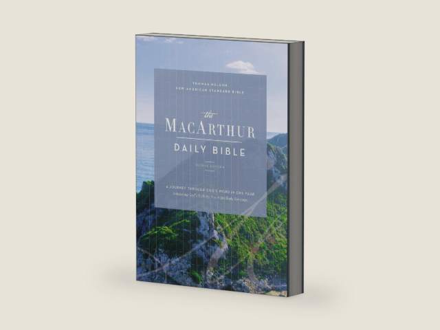 NASB, MacArthur Daily Bible, 2nd Edition, 1995 Text, Comfort Print by Zondervan