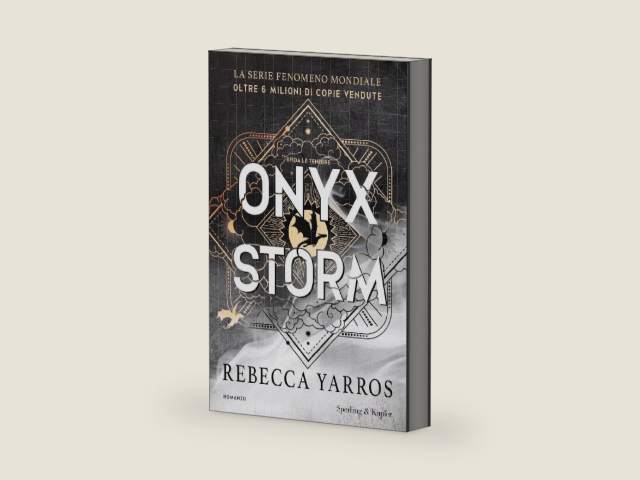 Onyx Storm - Edizione italiana (FOURTH WING Vol. 3) (Italian Edition) by Rebecca Yarros