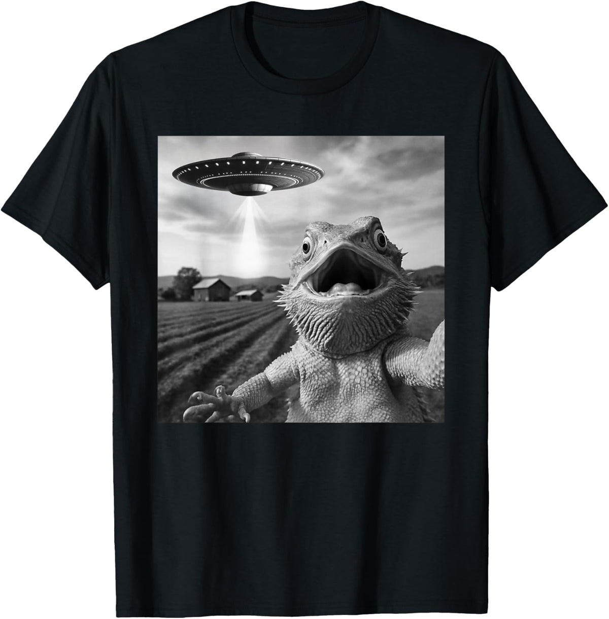 Funny Bearded Dragon Selfie with Alien UFO T-Shirt